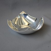 Art. 16 Ciotola 4 PALLE Mis.cm15-18-21-24